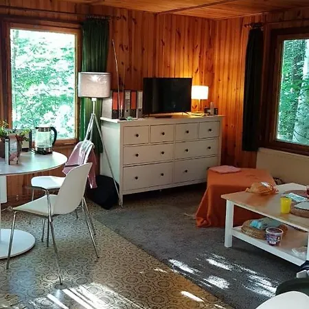 Casa de Férias Waldhaus Wiesengrund Schwielochsee